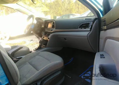 2017 Hyundai Elantra Se из США, поврежденный, VIN 5NPD84LF6HH139856